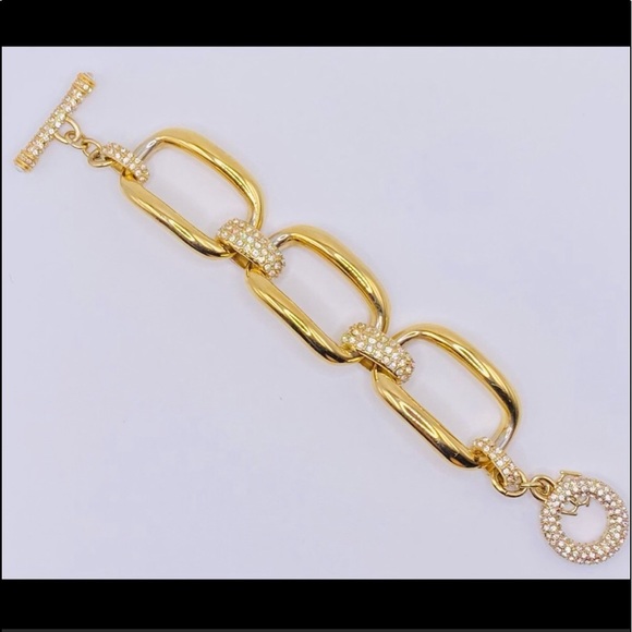 GORGEOUS ~ Heavy Gold Statement BRACELET - Picture 10 of 10